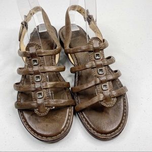 Frye Phillip Square Stud Sandals Brown 7M
